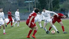 Imagen de la visita del Sof�n a Noia, donde el equipo carball�s logr� su �nico triunfo como visitante.