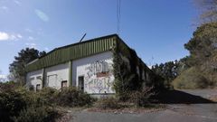 El antiguo matadero ha sucumbido a la maleza y los v�ndalos