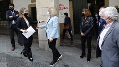 Ethel V�zquez, a la izquierda, a su llegada a la CEO.