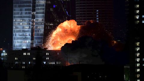 Un misil iran� deja tres fallecidos y un centenar de heridos en Tel Aviv