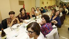 Cena de la AECC en Burela el ao pasado