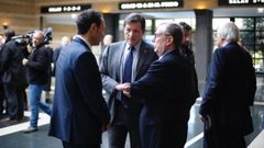 Javier Fern�ndez en el tanatorio en la despedida de �lvarez Areces.