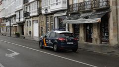 La Polic�a Nacional patrullando por Viveiro