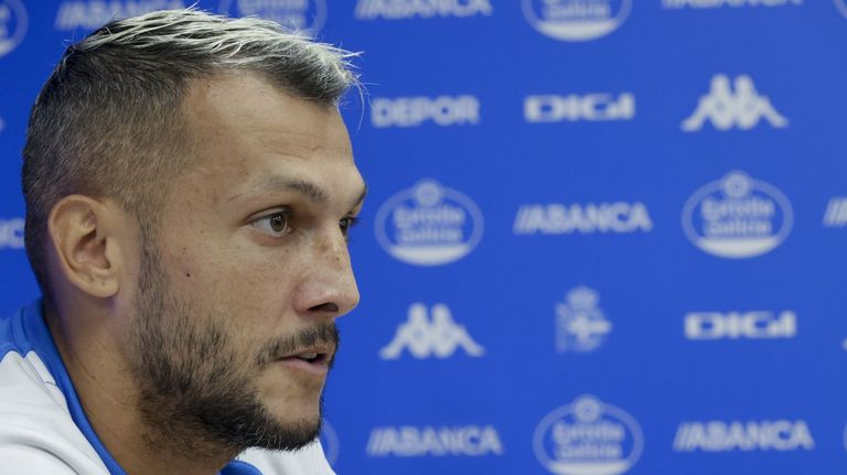 Stoichkov, durante una rueda de prensa en el D�por Training Center.
