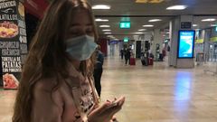Martina, de 14 a�os, antes de partir hacia Malta a principios del mes de julio