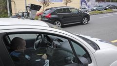 El multam�vil con que ya cuenta el Concello de Ourense, con la c�mara instalada en el techo del veh�culo