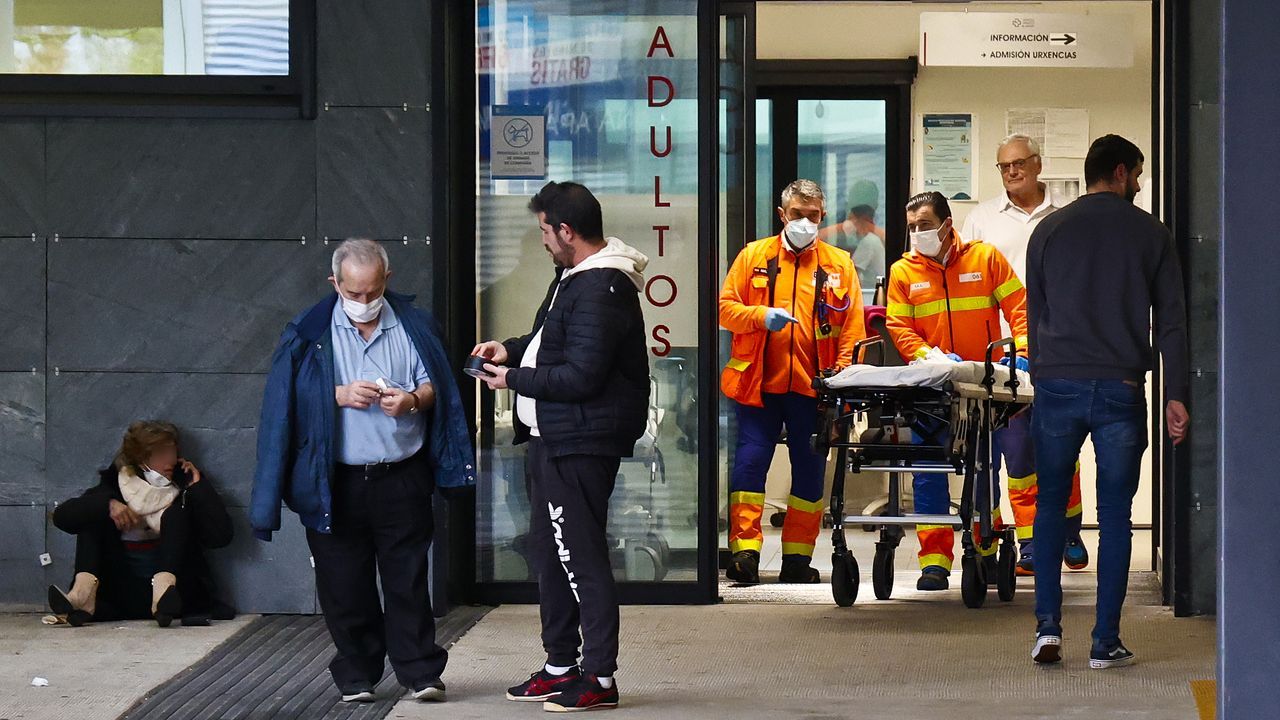 Los hospitales de Vigo instalan más camas por el repunte de infecciones respiratorias