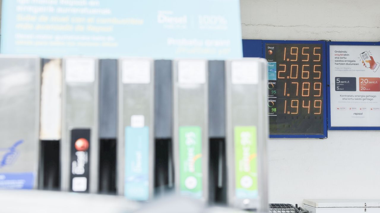 Vota y opina: ¿El alza de precios de los carburantes ha estropeado tus planes de Semana Santa?