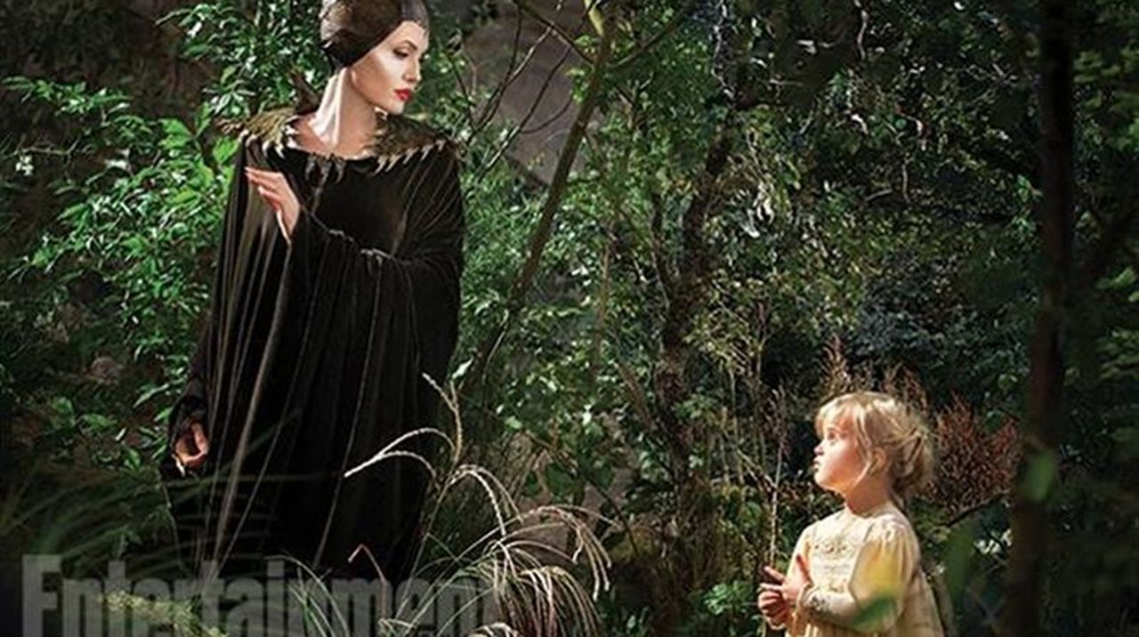 Angelina Jolie, junto a su hija Vivienne en «Maléfica»