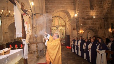 Misa solemne en el arranque de los actos de la Pasión en Rianxo