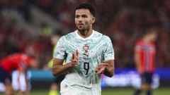 Gonzalo Ramos celebra su gol en su partido ante Noruega.