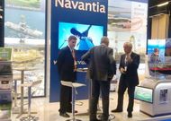 Directivos de la empresa exponen los productos y modelos off-shore en Escocia.