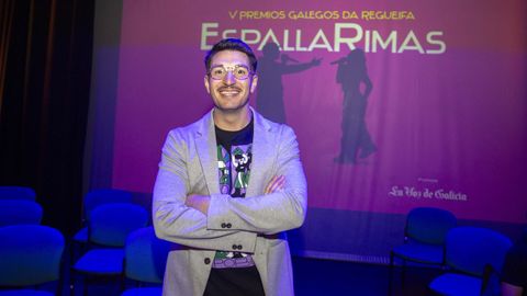 As� foi a festa da regueifa de Carballo, imaxe a imaxe, rima a rima