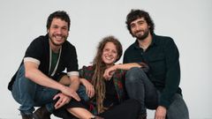 Zeltia Irevire lanzan �Vacaloura�.