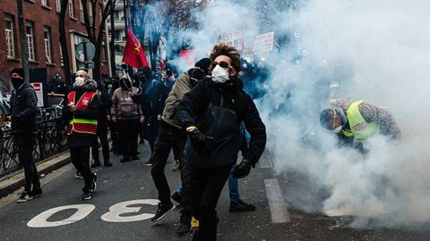 Disturbios en Par�s, en la manifestaci�n contra la ley de seguridad que prepara el Gobierno franc�s