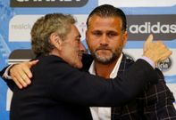 Mouri�o tuvo palabras de agradecimiento y cari�o para un emocionado Toni Otero. 