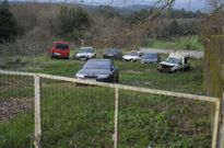 La parcela que se desafectar� para vender albergaba ayer un total de siete coches. 