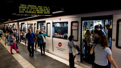 Huelga en Catalu�a. Metro de Barcelona