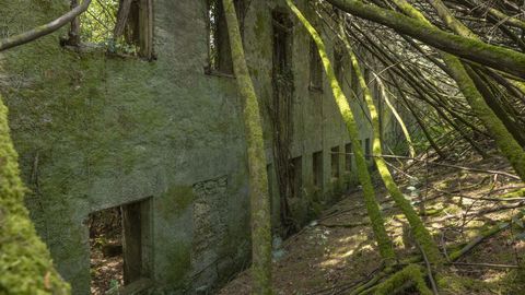 Construida a principios del siglo XIX, en ella llegaron a producirse un centenar de resmas, lo que equivale a 50.000 grandes pliegos de papel