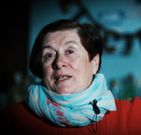 Lola, la propietaria, en el video.