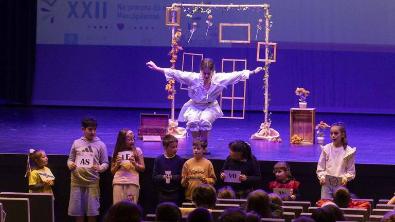Imaxe de arquivo de Tr�mola Teatro