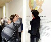 Imagen de archivo e una visita al museo del Centro do Vi�o.
