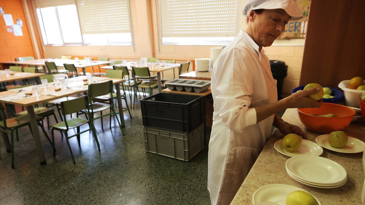 Hola fibra, adiós azúcares: así son ahora los menús escolares en los diez colegios públicos de Ferrol