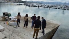 Sanxenxo recupera un acceso al mar en la rampa del paseo de Os Barcos