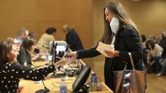 Una de las medidas que puso en marcha la Xunta fue ofertar plazas en propiedad en primaria con un concurso de m�ritos, en la foto la primera adjudicaci�n, en el 2022