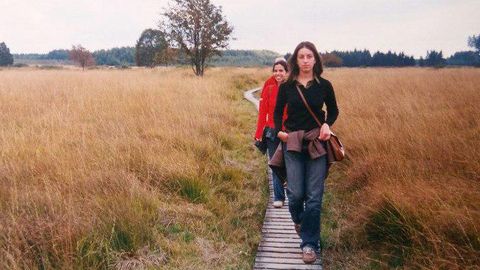 De paseo con amigos y compa�eros de trabajo por el Parque Natural Hautes Faignes-Eifel (B�lgica), 2003.