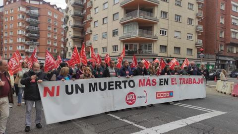 Manifestaci�n en Oviedo�contra la siniestralidad laboral