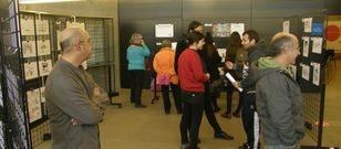 En la exposici�n del fanzine �eCOmic�, de la biblioteca �nxel Casal, hay dibujos originales y bocetos. 