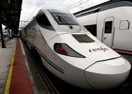 El trayecto Vigo-Madrid lo realizan los trenes h�bridos Alvia desde hace algunos meses.