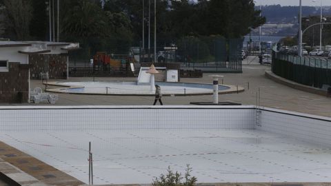 Piscinas de La Solana sin agua