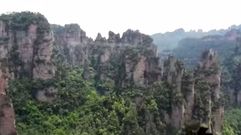 Vistas incre�bles desde el�Elevador de los Cien Dragones