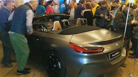 El BMW Z4 acapar� la atenci�n del p�blico m�s juvenil