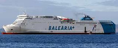 BARRERAS INICIA LAS PRUEBAS DE MAR DEL FERRI �ABEL MATUTES�. El astillero realiza estos d�as las pruebas del �Abel Matutes�, el mayor ferri construido hasta ahora en la r�a de Vigo, con capacidad para