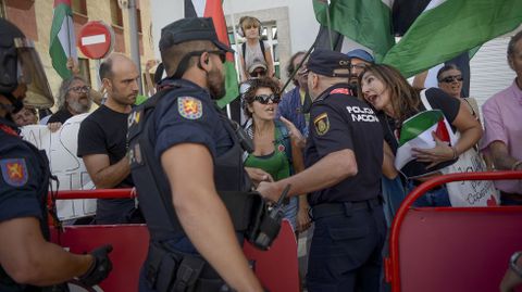 La concentración había transcurrido sin incidentes hasta la primera detención