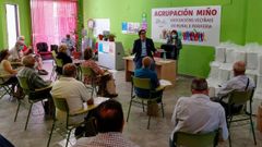 Jorge Pumar, reunido con la Agrupaci�n Mi�o.