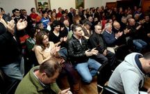 Muchos vecinos animaron a Antelo el martes.