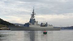 La F-105, en una reciente salida de pruebas en la r�a de Ferrol