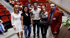 <span lang= es-es >Premios de enfermer�a</span>. Un trabajo sobre el c�ncer de mama y otro sobre la gesti�n del material de urgencias fueron los ganadores de concurso de enfermer�a del �rea sanitaria ourensana.