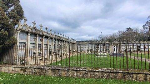 El cementerio de Bama es uno de los elementos que le da valor al lugar