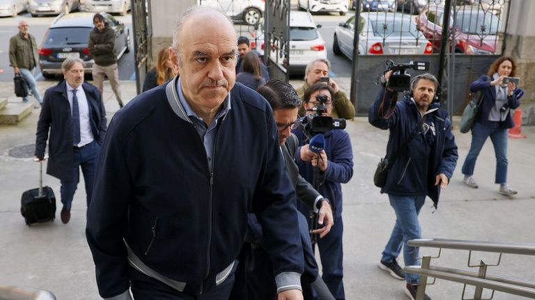 Manuel Reija, el lotero juzgado en la primitiva perdida de A Coru�a: �Estaba solo cuando encontr� el boleto�
