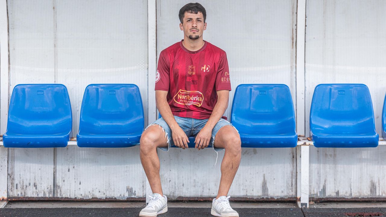 El extremo Gerard Puerto llega al Estradense para apuntalar el ataque