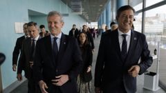 Besteiro y Rueda, este lunes en A Coru�a seguidos por la alcaldesa, In�s Rey, y por el ministro de Sanidad, Jos� Mi�ones.
