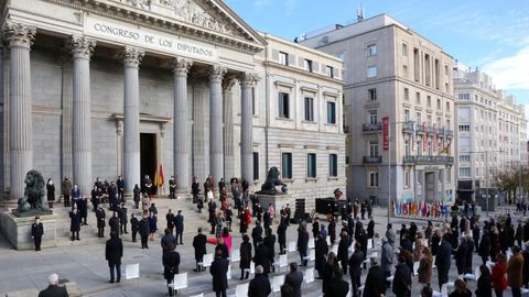 Celebracin atpica el ao pasado del 42. aniversario de la Constitucin en la escalinata del Congreso.