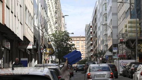 Imagen de archivo de la calle Santiago de Chile, en la que el gobierno prev� eliminar un carril de los dos de circulaci�n que tiene en el mismo sentido