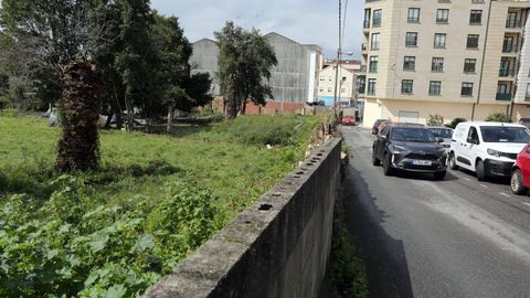 Las plazas de aparcamiento se habilitar�n en la finca situada frente a la plazuela de Aquilino Iglesia Albari�o