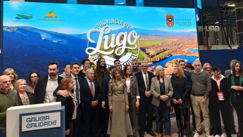 Presentaci�n en Fitur de la campa�a de la Diputaci�n de Lugo, con Yolanda D�az y Oliver Laxe junto a Carmela L�pez